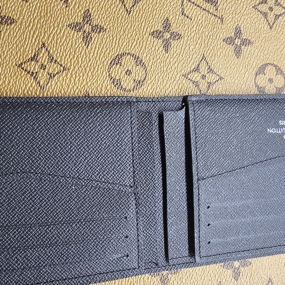 Authentic Louis Vuitton slender Wallet Monogram Eclipse - Picture 3 of 5